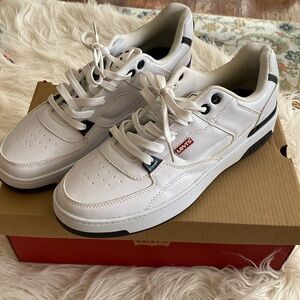 LEVI STRAUSS Co 521 Mod LO PebbledUL casual leather sneakers